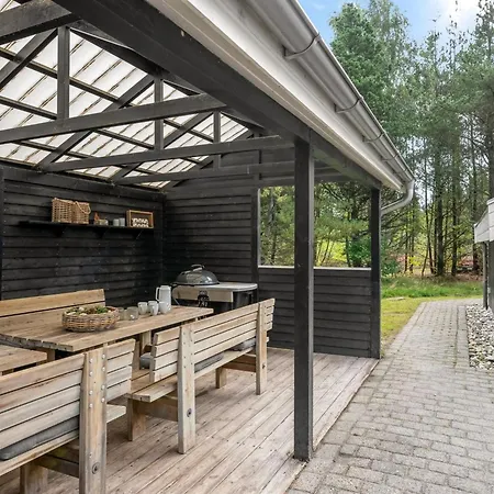 Casa vacanze Jensen - 700m To The Fjord By Interhome *